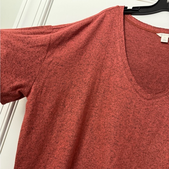 Caslon Nordstrom Rack Rust Spice Heather V-Neck short sleeve shirt NWT - Picture 2 of 7